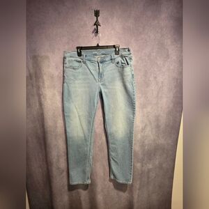 Old Navy Light Blue Straight Leg Women's Jeans